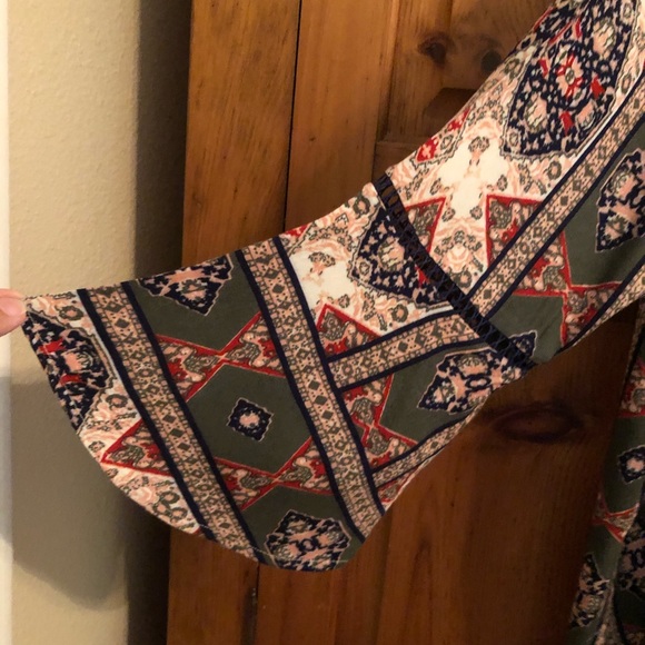 Fourteenth Place women’s top - Picture 3 of 4